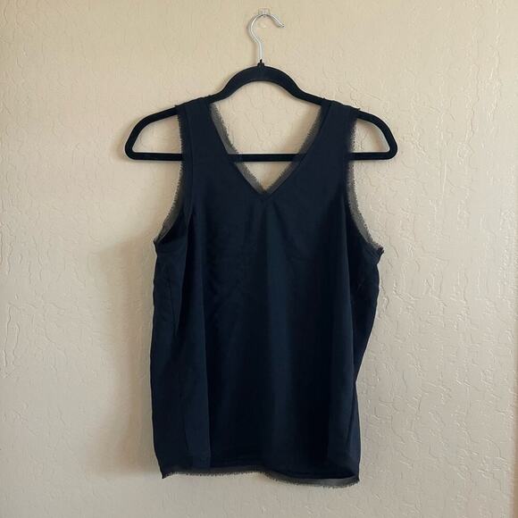 Halogen Raw Edge Black V Neck Sleeveless Top - Picture 6 of 8